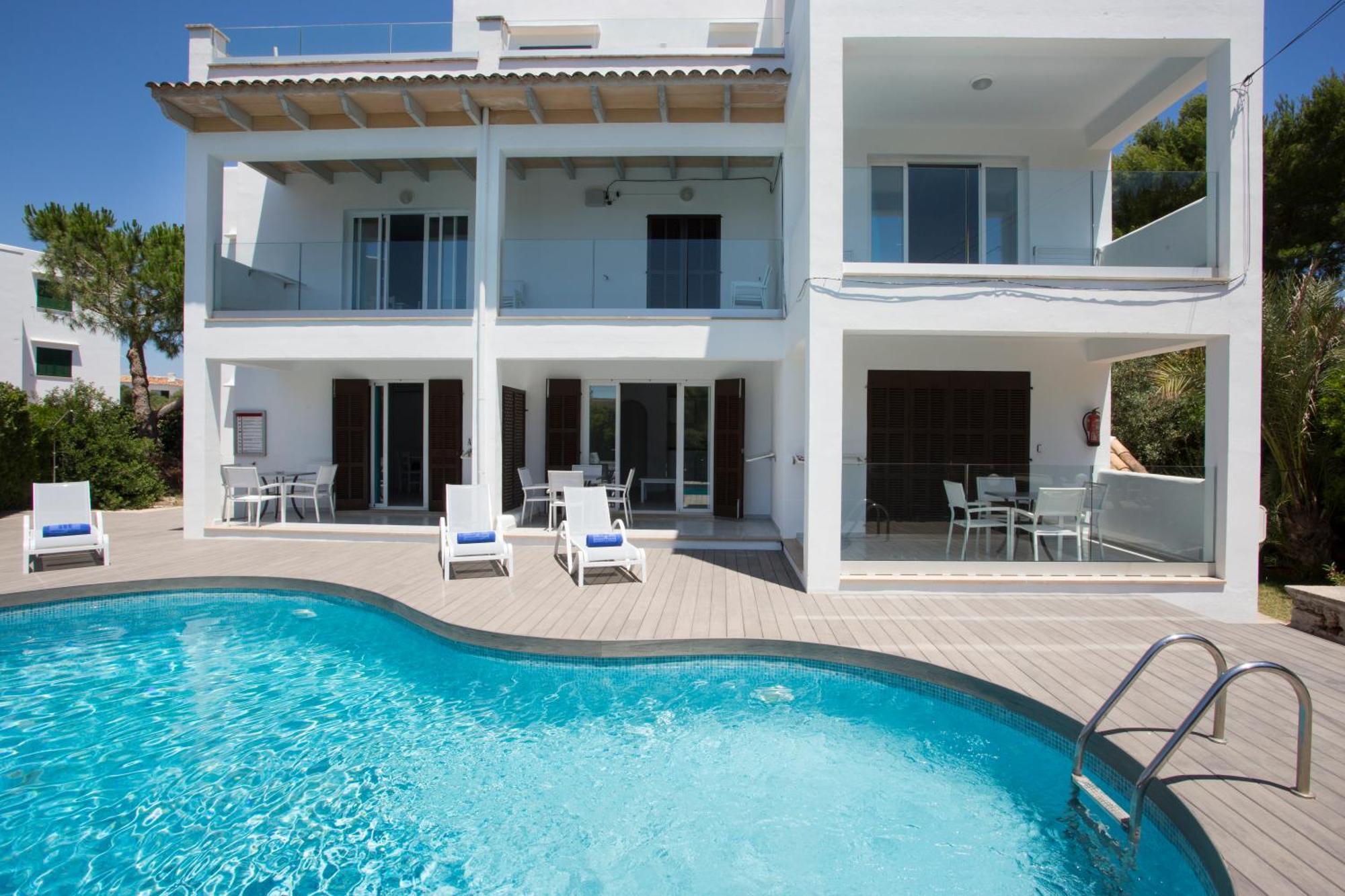 Ferrera Suites Кала Ферера Екстериор снимка
