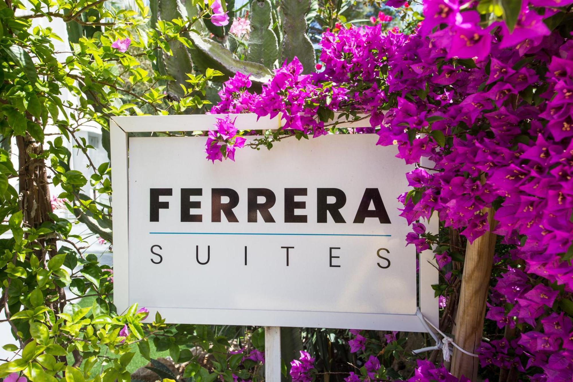 Ferrera Suites Кала Ферера Екстериор снимка
